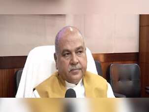 Government wants farmer unions to form informal group to prepare concrete proposals: Narendra Singh Tomar