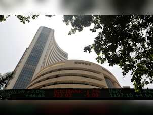 Equity indices edge up, Infosys profit jumps by 4 % on good Q3 results