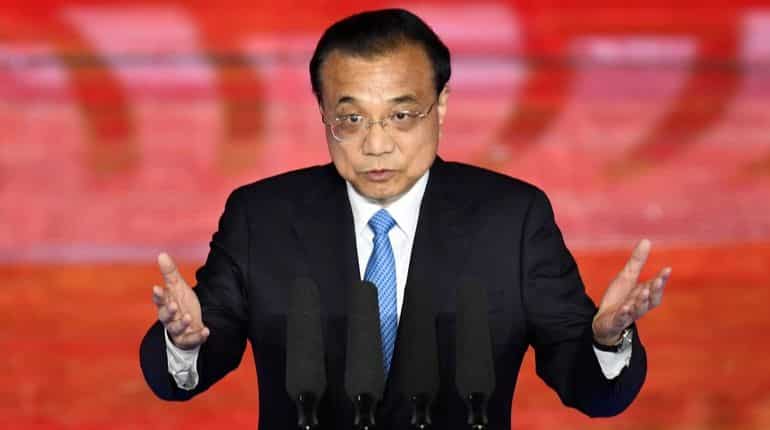 China to scrap business curbs on foreign banks, brokerages