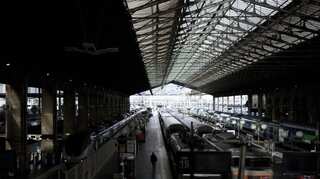 French trains disrupted by wildcat strike