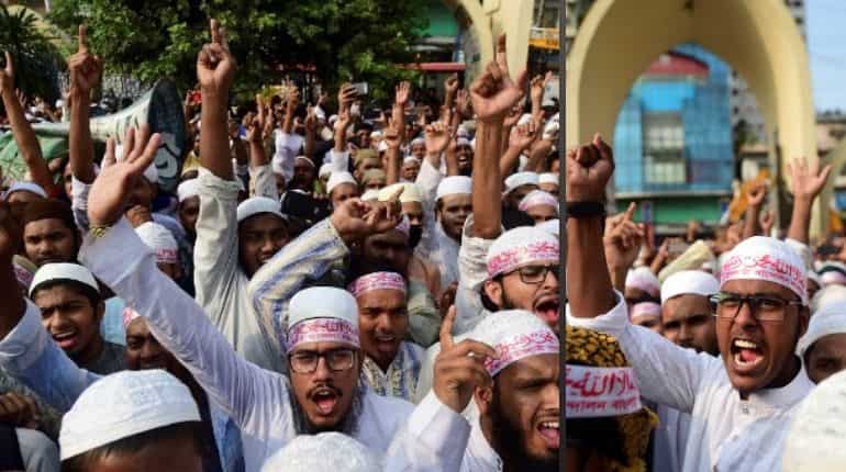 Thousands protest against Bangladesh police after deadly shootings Thousands protest against Bangladesh police after deadly shootings