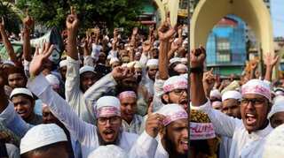 Thousands protest against Bangladesh police after deadly shootings