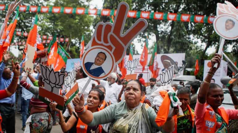 BJP-Shiv Sena set to form government in Maharashtra BJP-Shiv Sena set to form government in Maharashtra