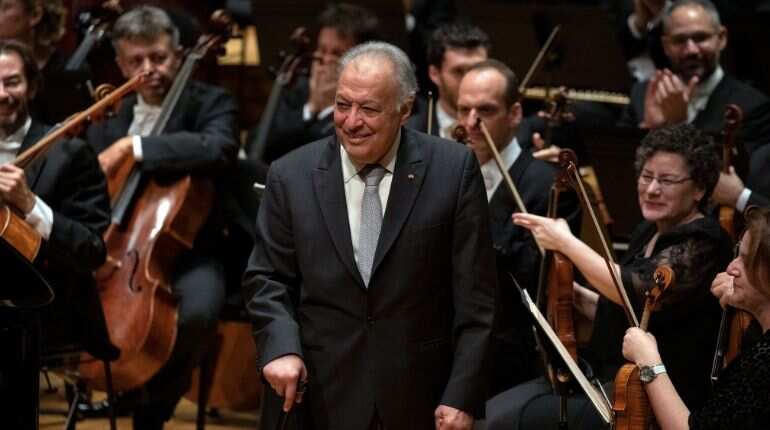Young maestro takes baton as Israel Philharmonic's Zubin Mehta ends 50-year tenure Young maestro takes baton as Israel Philharmonic's Zubin Mehta ends 50-year tenure