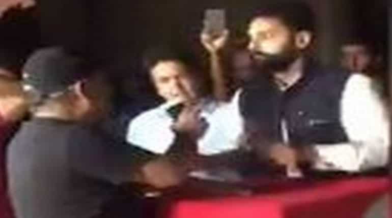 Pakistan official disrupt presser against forced shutdown of art exhibition