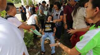 6.6-magnitude earthquake strikes off southern Philippines