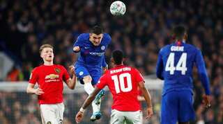 League Cup: Marcus Rashford stunner stops Chelsea in their tracks