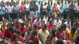 Government doctors in Tamil Nadu temporarily withdraw strike