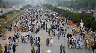 JUI-F chief threatens to 'shut down' Pakistan; says 'this is only plan A'