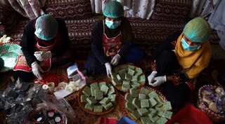 Afghanistan: Kabul soap factory helps former addicts stay clean