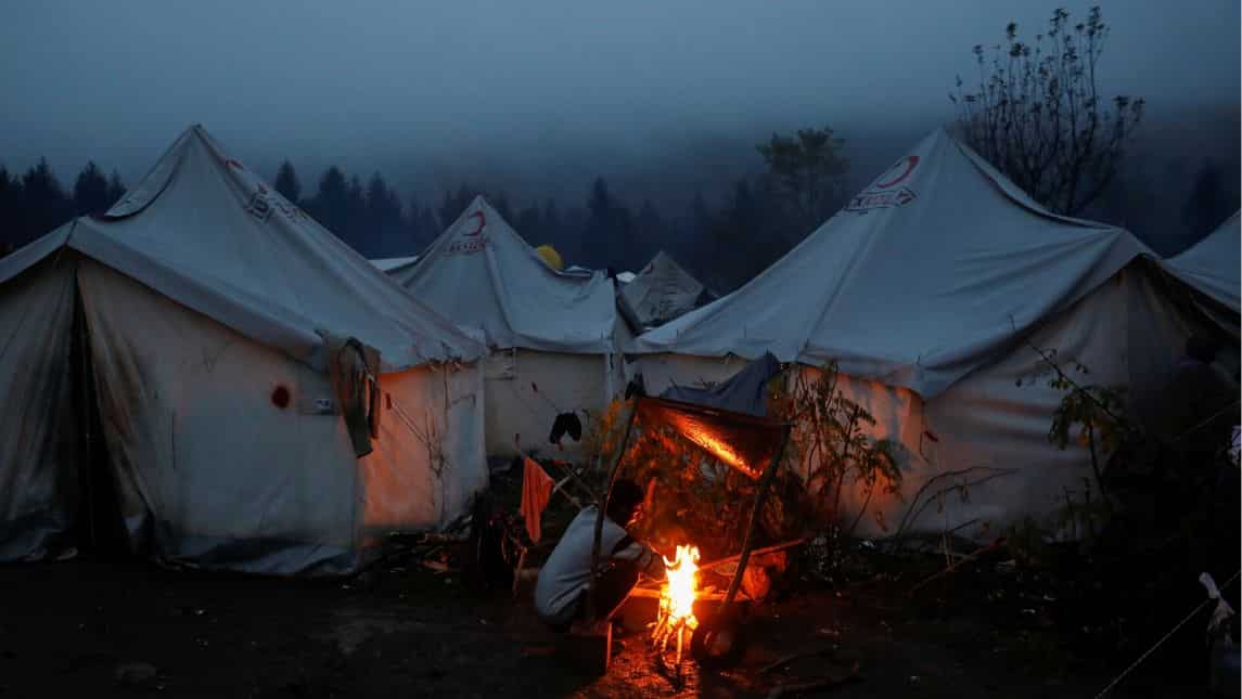 Agencies urge authorities to find better accommodation