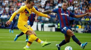 Barcelona crash to defeat at Levante after second-half collapse