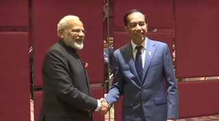 PM Modi meets Indonesian President Joko Widodo; discusses terrorism, extremism