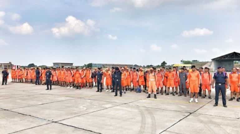 Indian Air Force deploys around 140 personnel in Gujarat as cyclone Maha approaches Indian Air Force deploys around 140 personnel in Gujarat as cyclone Maha approaches