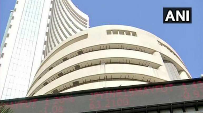 Sensex up 500 points; banking, finance stocks surge Sensex up 500 points; banking, finance stocks surge