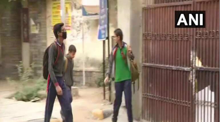 After festival and pollution break, schools reopen in Delhi After festival and pollution break, schools reopen in Delhi