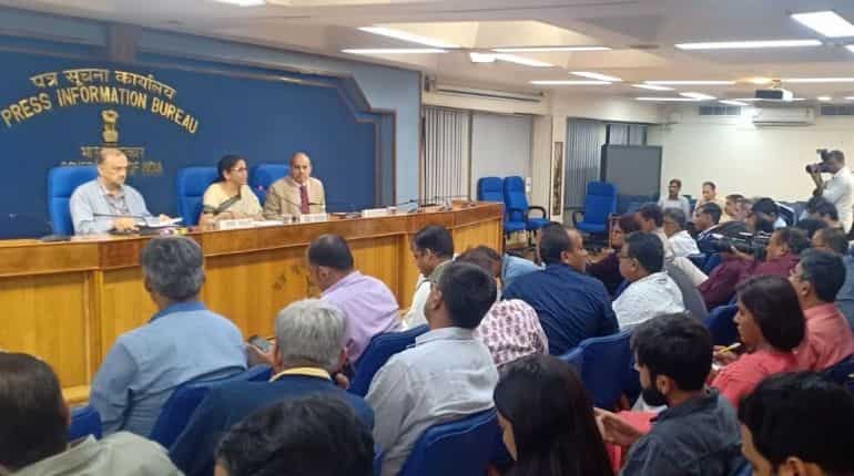 Government announces Rs 25,000 crore stimulus package for ailing real estate sector