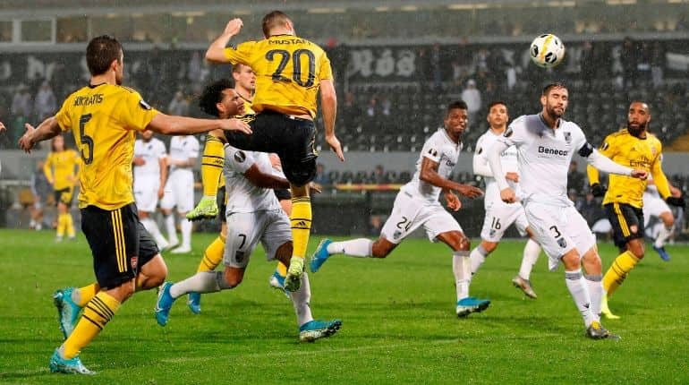Europa League: Arsenal held as Guimaraes grab last-gasp equaliser