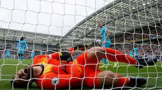 Football: Spurs goalkeeper Lloris undergoes surgery on dislocated elbow