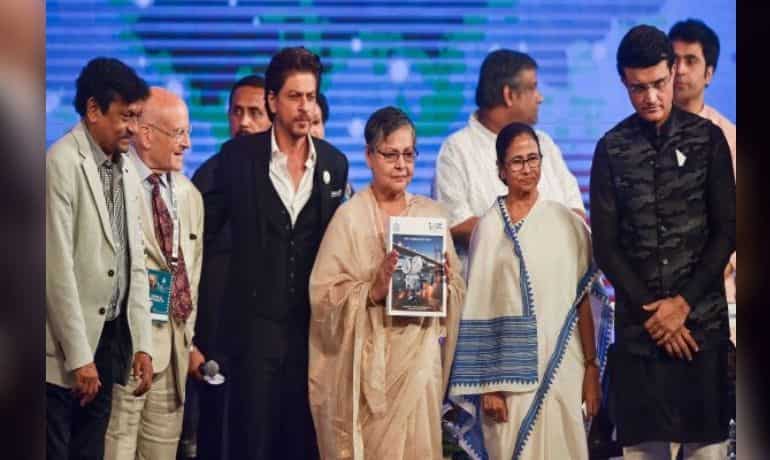 Shah Rukh Khan, Andie MacDowell and other celebrities open the 25th Kolkata International Film Festival Shah Rukh Khan, Andie MacDowell and other celebrities open the 25th Kolkata International Film Festival