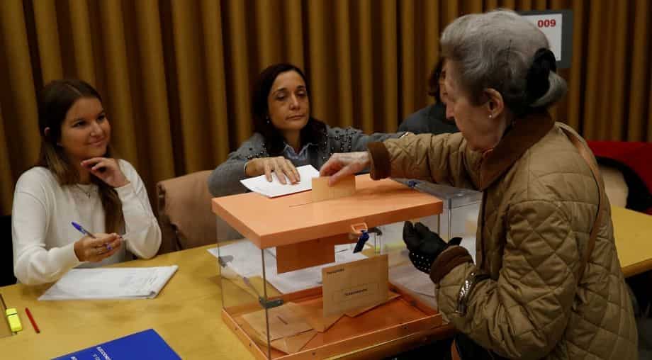 Spain's far right doubles seats in hung parliament, difficult talks ahead Spain's far right doubles seats in hung parliament, difficult talks ahead