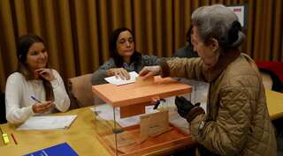 Spain votes in repeat general election amid Catalonia tensions