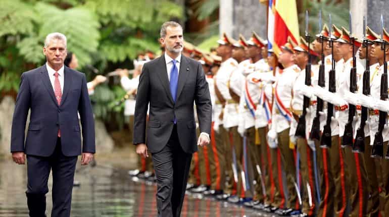 'Viva Felipe!': Communist-run Cuba welcomes Spanish king
