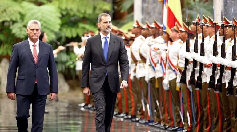 'Viva Felipe!': Communist-run Cuba welcomes Spanish king