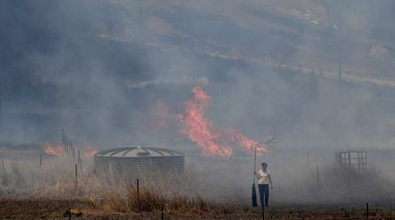 Lack of forecast rains to prolong Australian bushfires threat Lack of forecast rains to prolong Australian bushfires threat