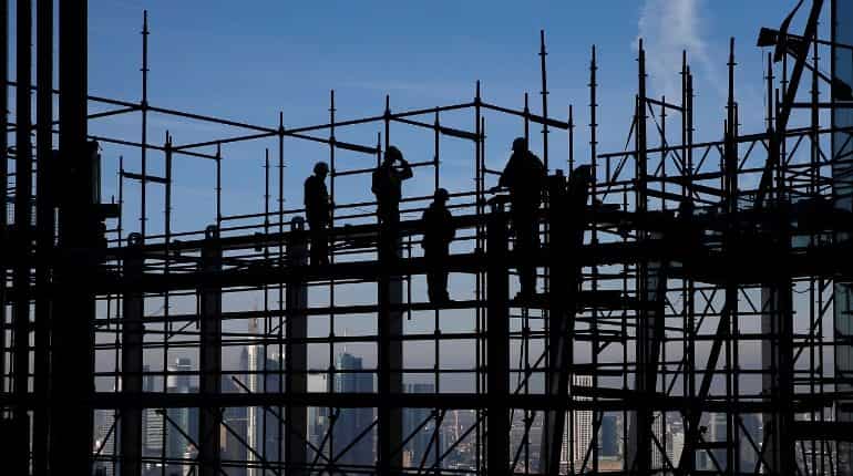 'Suffering' German economy dodges recession in third quarter 'Suffering' German economy dodges recession in third quarter