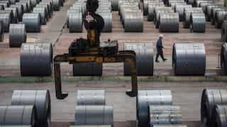 China's GDP grows at 6.8% in Q4 buoyed by govt spending, bank credit