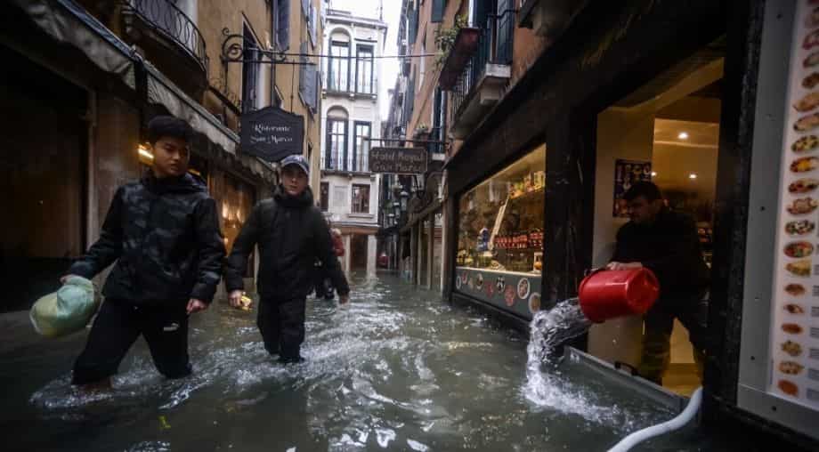 Venice braces for 'tough day' as another very high tide looms