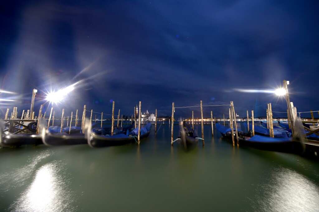 Inundated Venice braced for more flooding, strong winds