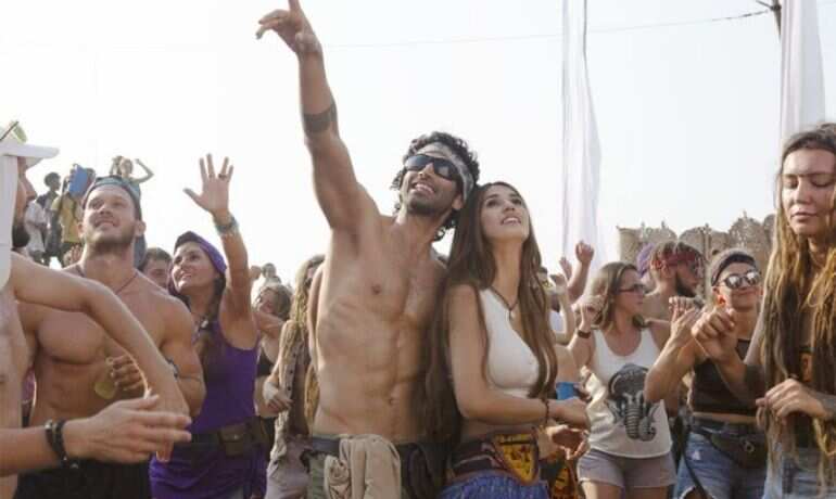 Aditya Roy Kapur, Disha Patani's first look from 'Malang' is out