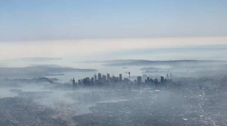 Sydney: People asked to stay indoors as hazardous smog from bushfires eclipses city Sydney: People asked to stay indoors as hazardous smog from bushfires eclipses city