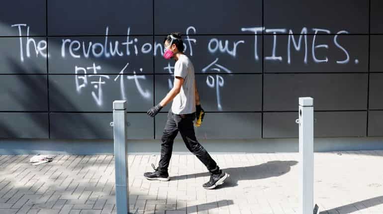 Golf: Hong Kong Open postponed due to protest violence - Organizers