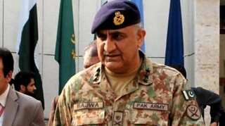 Pakistan government to present amendment bill for Bajwa's extension as army chief