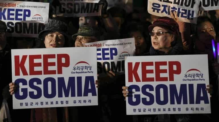 South Korea salvages military pact with Japan at 11th hour South Korea salvages military pact with Japan at 11th hour