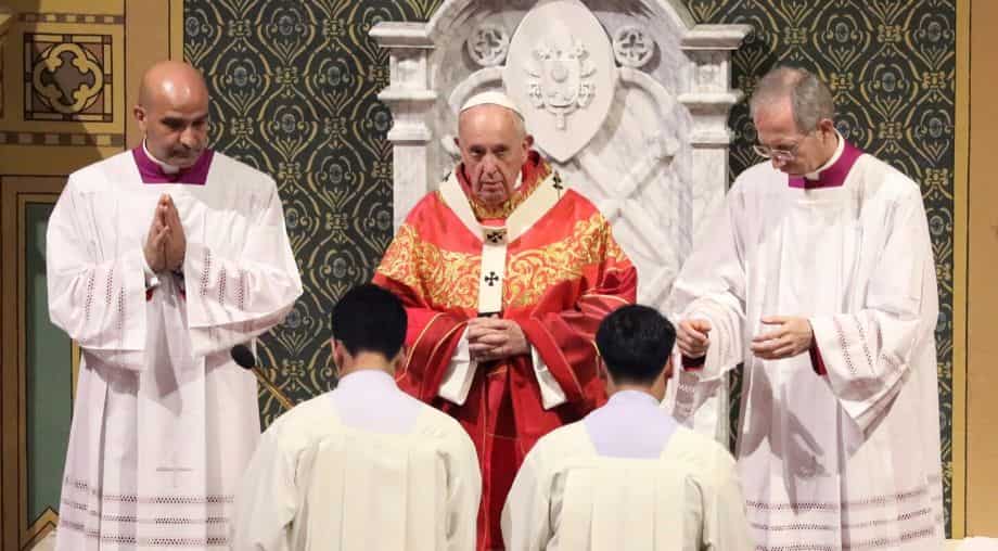 Pope abolishes 'pontifical secrecy' for sex abuse investigations