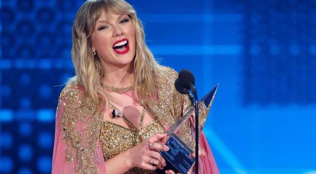 Taylor Swift donates relief fund to Nashville tornado victims