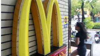 Four activists arrested for disrupting McDonald's supply chain in Lincolnshire