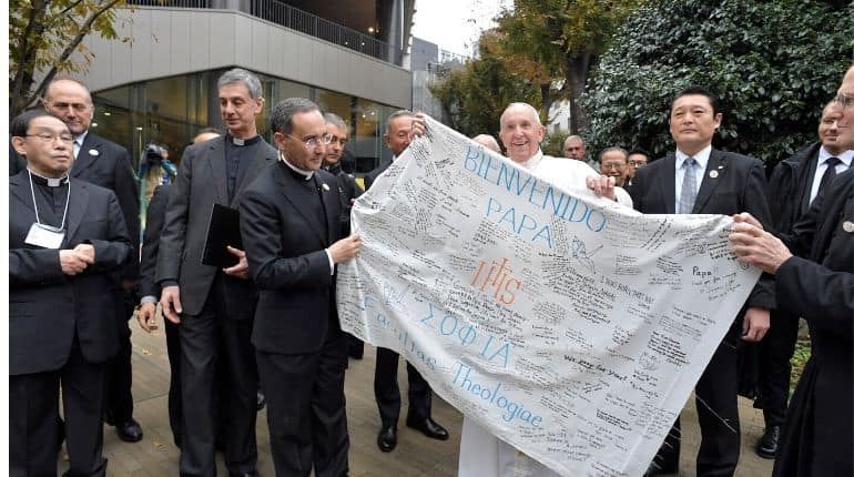 Pope Francis leaves Japan after trip centred around anti-nuclear message
