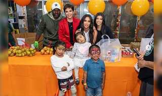 Kim Kardashian teams up with family to help those in need this Thanksgiving