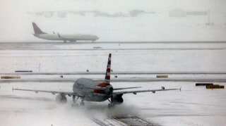 Blizzard in Colorado forces roads shut, flights cancelled one day before Thanksgiving