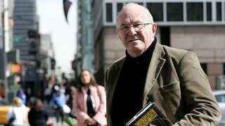 Australian writer and TV critic Clive James dies at 80