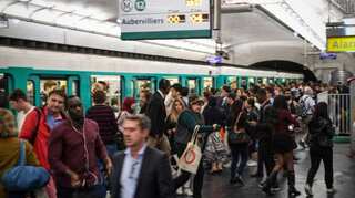Paris metro faces 'severe' disruptions from December 5 strike