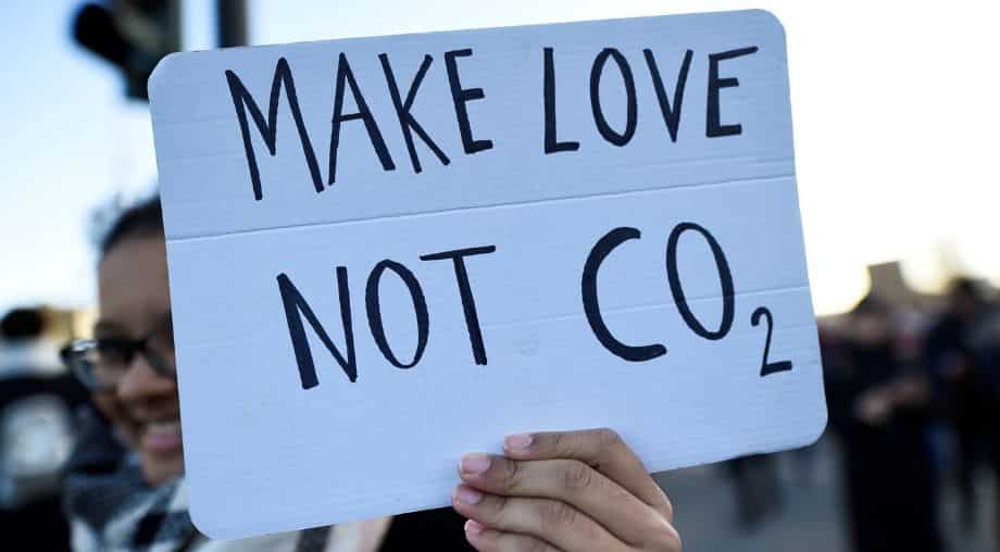 Students stage global strikes to pressure UN climate summit