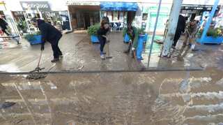 Six die, including rescuers in floods in southern France