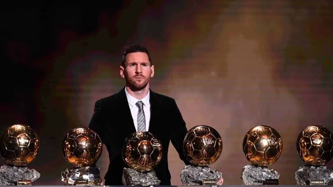 Added to his 2009, 2010, 2011, 2012 and 2015 trophies