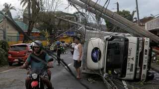 Typhoon kills 3 in Philippines, several flights halted